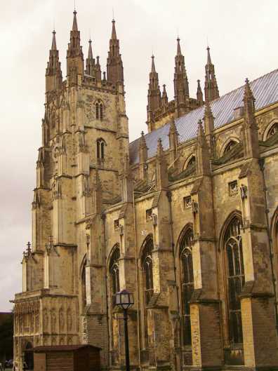 Buttresses outside the Nave